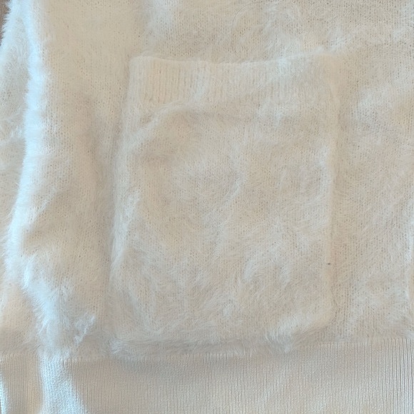 ARITZIA SUNDAY BEST KITTY CARDIGAN - Picture 6 of 7